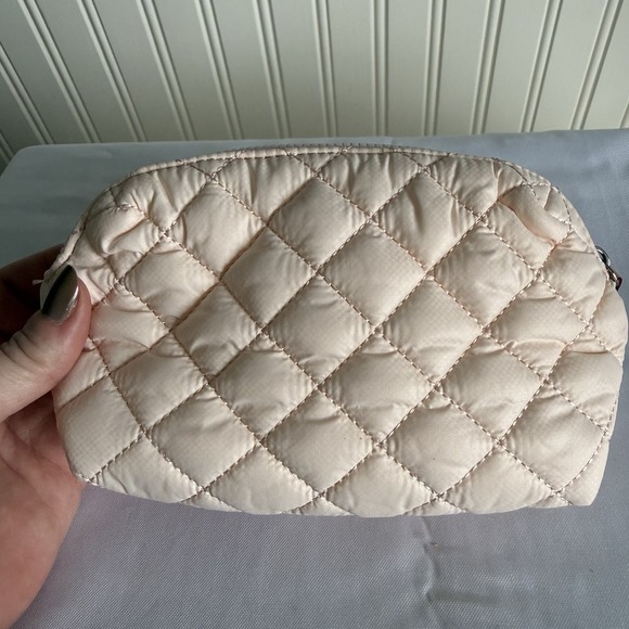 MZ Wallace Quilted Mica Cosmetic Makeup Toiletry Pouch Bag Case Light Pink New - Picture 6 of 10
